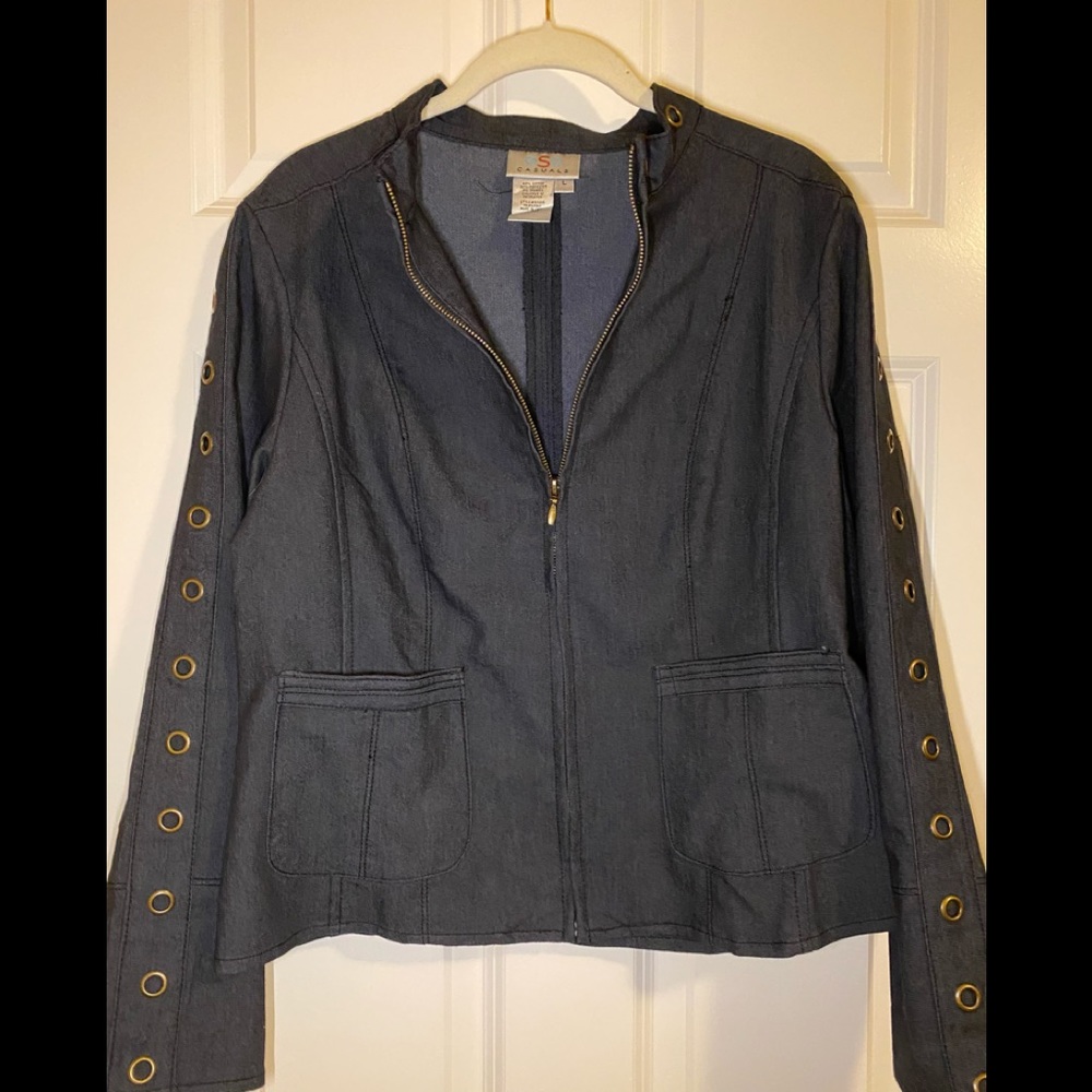 NWOT OSO Casuals Jean jacket.